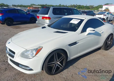 2012 Mercedes-Benz Slk 250 из США, поврежденный, VIN WDDPK4HA3CF036155